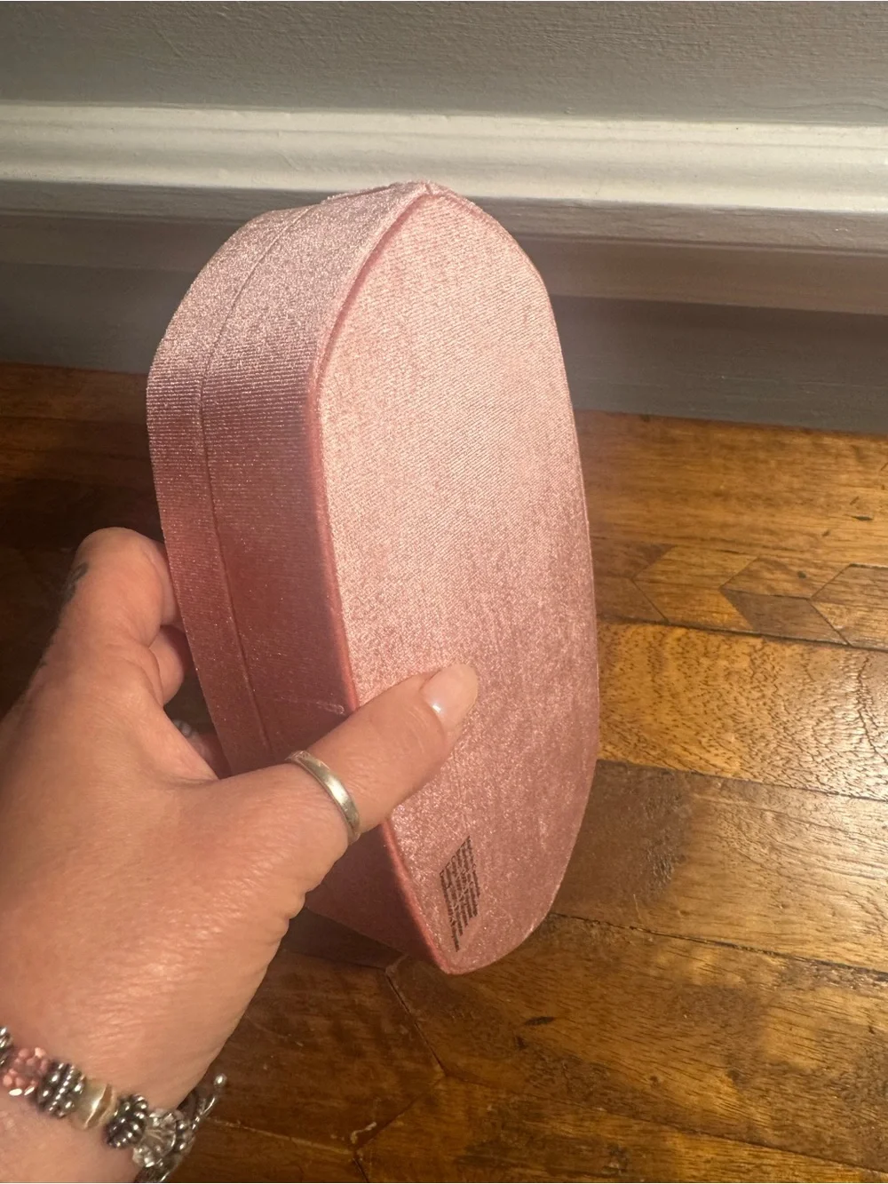 Kendra Scott pink velvet jewelry box like new